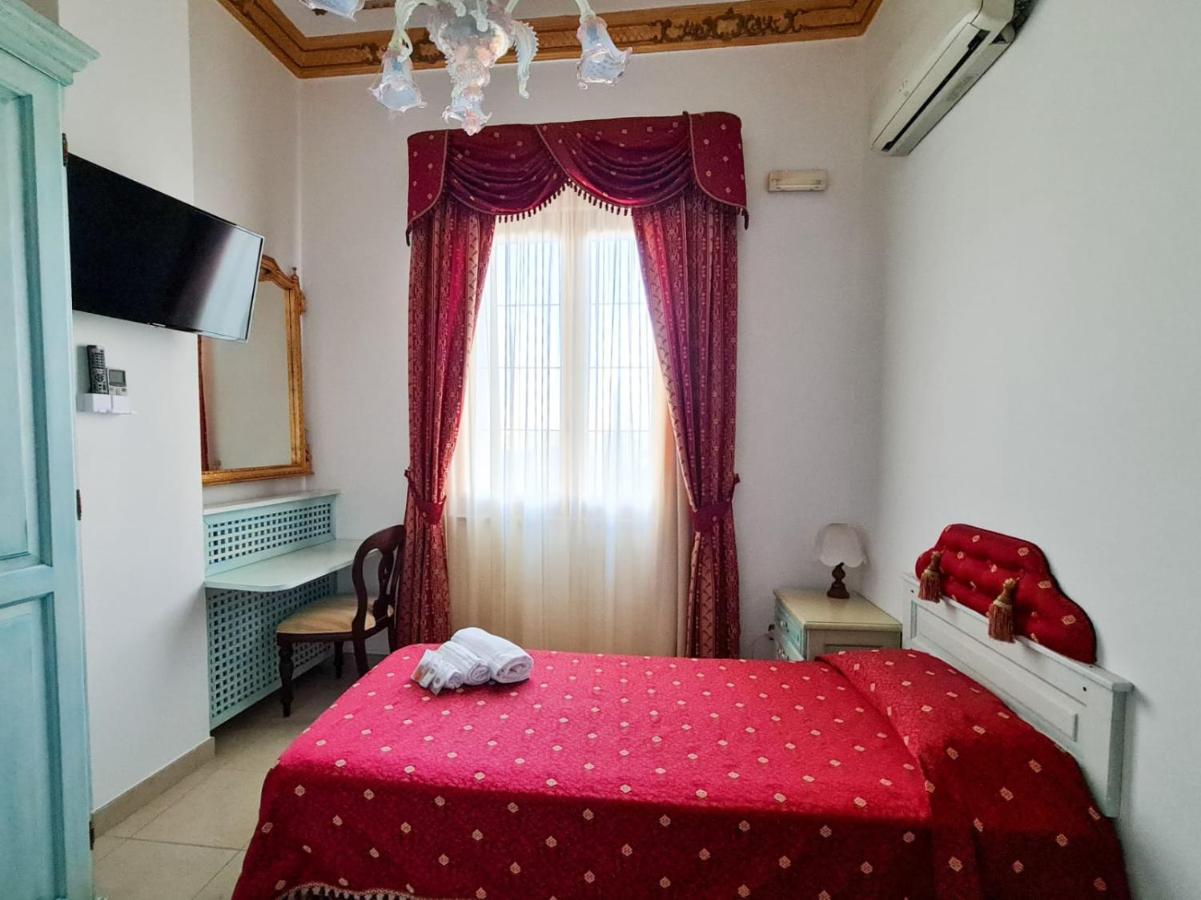 Euro Hotel Іглесіас Екстер'єр фото