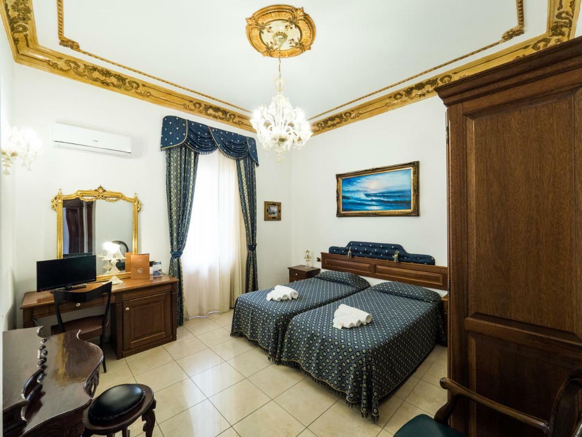 Euro Hotel Іглесіас Екстер'єр фото